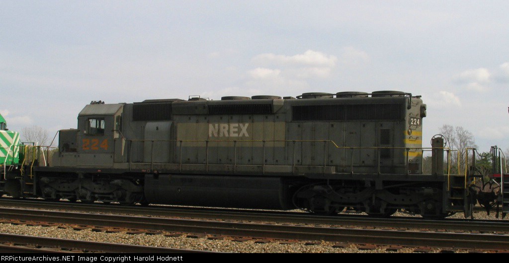 NREX 224 heads out of Hdmlet Yard 